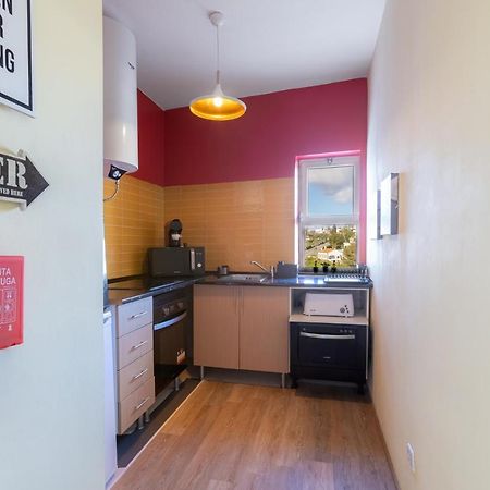 Max Crib - Seafront 2 Bedroom Apart With Ac And Private Parking In Armação de Pêra Buitenkant foto